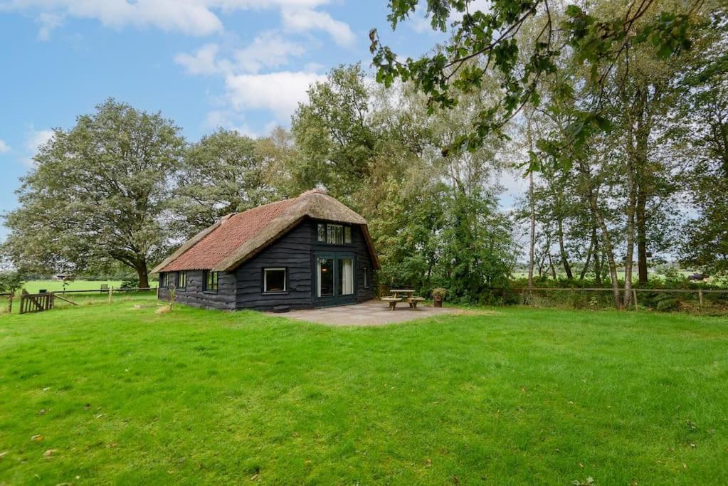 Prachtig Vrijstaand Familiehuis Op Groot Perceel Scherpenzeel  Exteriör bild